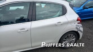 Peugeot 208 208 I (CA/CC/CK/CL), Hatchback, 2012 / 2019 1.2 Vti 12V PureTech 82 picture 6