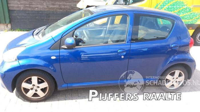Toyota Aygo Aygo (B10), Hatchback, 2005 / 2014 1.0 12V VVT-i
