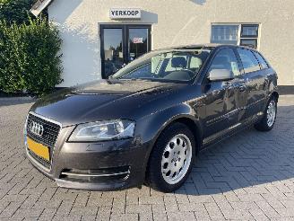 Schadeauto Audi A3 Sportback 1.6 TDI Attraction Advance NL AUTO N.A.P 2013/1