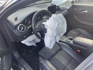 Mercedes Cla-klasse 180 Business Solution Plus Upgrade Edition N.A.P NL AUTO AUTOMAAT PRACHTIG!!! picture 8