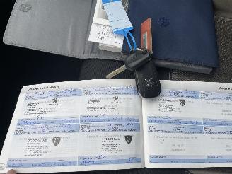 Peugeot 208 1.2 e-VTi Oxygo AUTOMAAT N.A.P PRACHTIG!!! picture 16