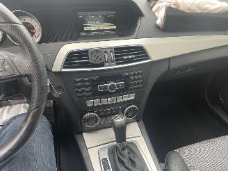Mercedes C-klasse C-klasse 180 Ambition Avantgarde N.A.P NL AUTO picture 12