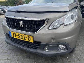 Peugeot 2008 1.2 PureTech Active AUTOMAAT N.A.P PRACHTIG!!! NL AUTO picture 19