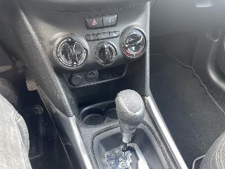 Peugeot 2008 1.2 PureTech Active AUTOMAAT N.A.P PRACHTIG!!! NL AUTO picture 10