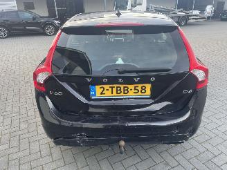 Volvo V-60 2.0 D4 Momentum picture 3