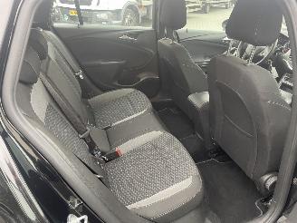 Opel Astra SPORTS TOURER 1.2 Business Edition N.A.P PRACHTIG!!! picture 9