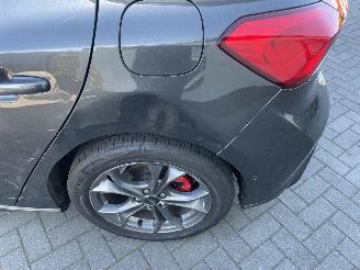 Ford Focus 1.0 EcoBoost Hybrid ST Line X Business N.A.P NL AUTO PRACHTIG!!! picture 25