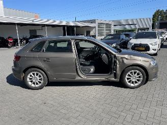 Audi A3 Sportback 1.4 TFSI Ambiente Pro Line plus AUTOMAAT PRACHTIG!!! picture 4