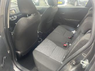 Toyota Yaris 1.3 VVT-i Aspiration AUTOMAAT N.A.P NL AUTO picture 12