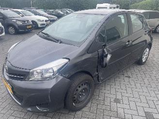 Toyota Yaris 1.3 VVT-i Aspiration AUTOMAAT N.A.P NL AUTO picture 7