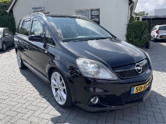 damaged passenger cars Opel Zafira 2.0 T OPC 7.pers. 2006/2