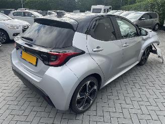 Toyota Yaris 1.5 Hybrid 130 Launch Edition N.A.P NL AUTO PRACHTIG!!! picture 8