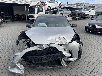 Toyota Yaris 1.5 Hybrid 130 Launch Edition N.A.P NL AUTO PRACHTIG!!! picture 5