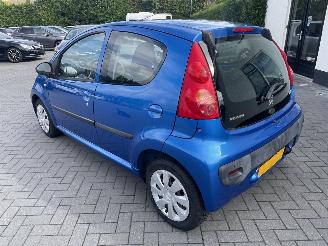 Peugeot 107 1.0-12V Sublime N.A.P NL AUTO PRACHTIG!!!! picture 2