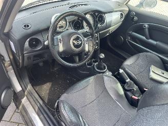 Mini Mini COOPER 1.6 Cooper picture 6