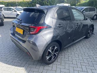 Toyota Yaris 1.5 Hybrid 115 First Edition N.A.P NL AUTO picture 7