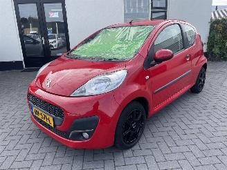 Auto incidentate Peugeot 107 1.0 Première AIRCO 2012/9