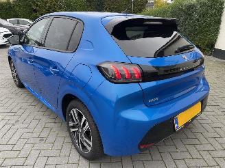 Peugeot 208 1.2 PureTech Allure AUTOMAAT N.A.P PRACHTIG!! picture 2