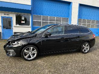 krockskadad bil auto Peugeot 308 1.2 PURETECH  GT-LINE 2018/5