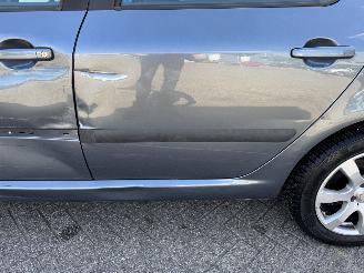 Peugeot 307 2.0-16V XS picture 11