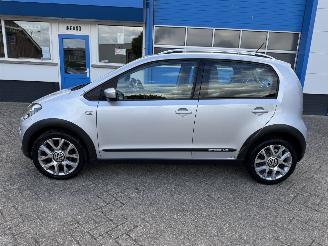 Volkswagen Up! 1.0 CROSS UP! picture 9