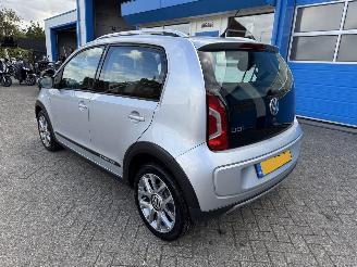 Volkswagen Up! 1.0 CROSS UP! picture 8