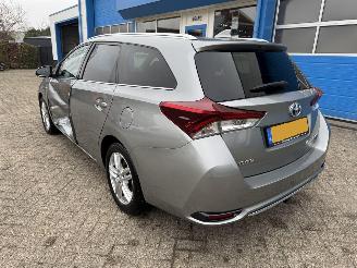 Toyota Auris 1.8 AUTOMAAT HYBRID picture 8