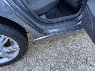 Volkswagen Polo 1.2 TSI  COMFORTLINE picture 15