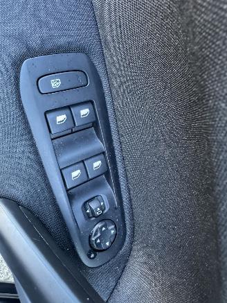 Peugeot 308 1.2 PURE TECH  ALLURE picture 19