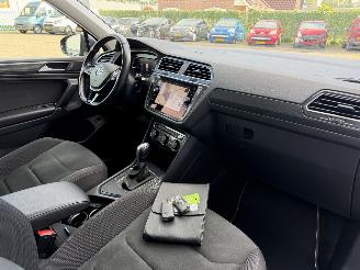 Volkswagen Tiguan 1.4 TSI AUTOMAAT  R-LINE picture 17