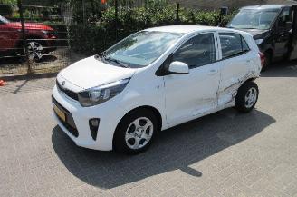 Kia Picanto 1.0 5-drs airco picture 5