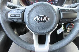 Kia Picanto 1.0 5-drs airco picture 11