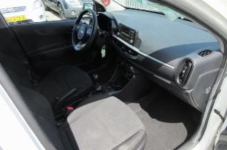Kia Picanto 1.0 5-drs airco picture 7
