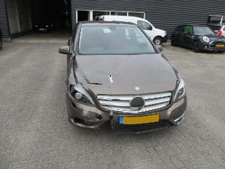 Mercedes B-klasse 180 Ambition Automaat  NAP picture 10