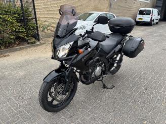 Suzuki  DL 1000 V-Strom picture 2
