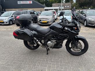 Suzuki  DL 1000 V-Strom picture 4
