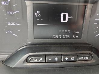 Peugeot Partner 1.2 PureTech  Premium airco navi picture 21