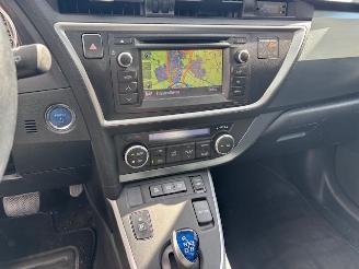 Toyota Auris 1.8 Hybrid Lease+ Pano picture 16