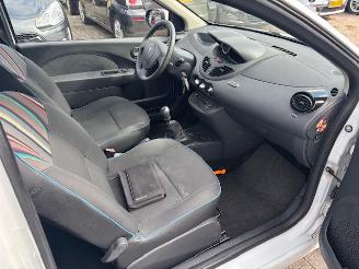Renault Twingo 1.2 16v Collection airco nap picture 9