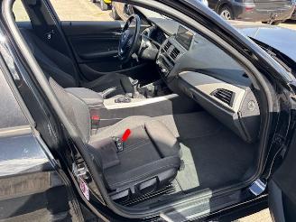 BMW 1-serie 118i Cent High Executive 136pk picture 10