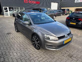krockskadad bil auto Volkswagen Golf 1.4 TSI ACT Highline Dsg 2014/6