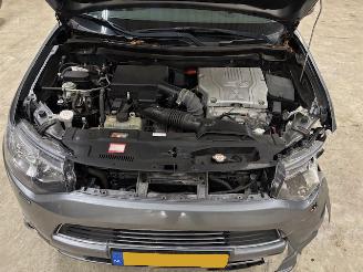 Mitsubishi Outlander 2.0 PHEV instyle picture 7