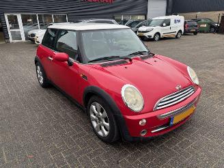  Mini Cooper 1.6 Cooper Chili airco NAP 2005/1