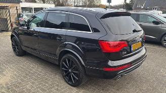 damaged passenger cars Audi Q7 3.0 TDI Quattro Pro Line 5+2  S-Line 2011/4