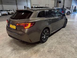 Toyota Corolla Touring Sports 2.0 Hybrid Trek Pano picture 3