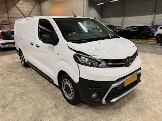 Toyota Proace 2.0 D-4D Navigator Long 3-pers picture 1