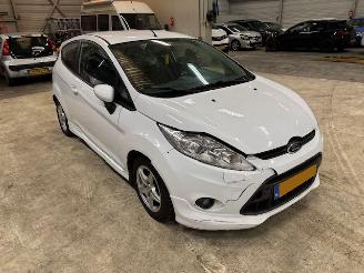 Voiture accidenté Ford Fiesta 1.6 Sport airco NAP 2011/6