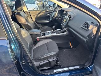 Renault Kadjar 1.2 TCe  Intense  NAP picture 12