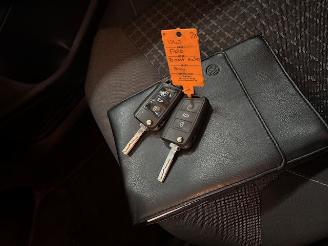 Volkswagen Polo 1.0 5-drs airco picture 14