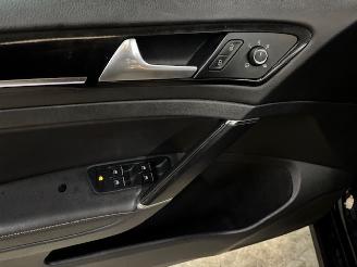 Volkswagen Golf 1.2 TSI Highline picture 13